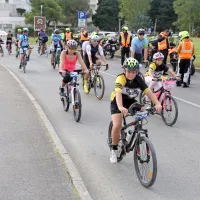 (FOTO) Deseti kolesarski maraton u&scaron;el dežju