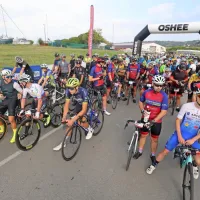 (FOTO) Deseti kolesarski maraton u&scaron;el dežju