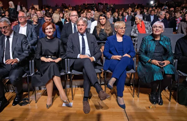Z današnje otvoritve 75. Frankfurtskega knjižnega sejma