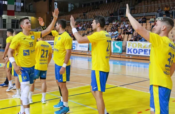 Rokometa&scaron;i Kopra le za gol izgubili proti Velenju