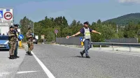 Nadzor na italijansko-slovenski meji se bo danes začel ob 14. 
uri.