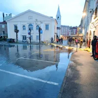 &ldquo;Ni se &scaron;e zgodilo, da bi ob tak&scaron;ni poplavi Tartinijev trg ostal suh&rdquo; (FOTO+VIDEO)