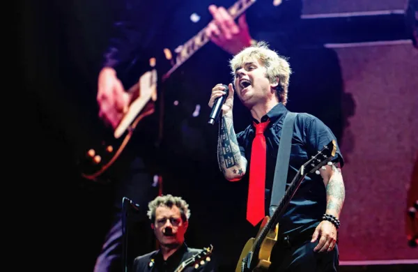 Julija je skupina Green Day nastopila na festivalu v Quebecu.