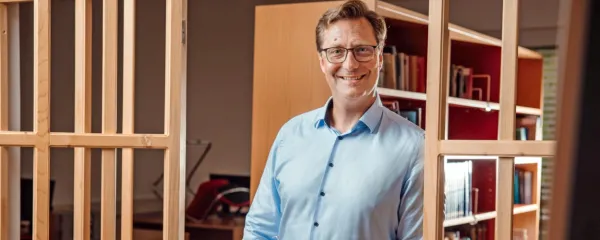 “Funkcija župana je videti lepa, ampak kdor jo opravlja, ve, da je 
materialno odgovoren za napake, če bi jih naredil. Nobena druga 
funkcija nima te materialne odgovornosti,” poudarja aktualni 
župan Kočevja Vladimir Prebilič.
