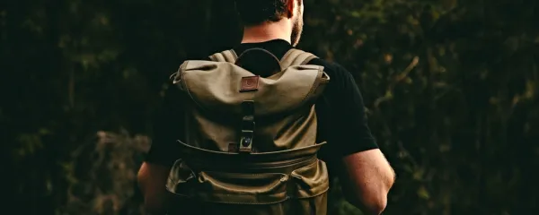 Rucking je vojaški izraz za hojo ali tek z bremenom.