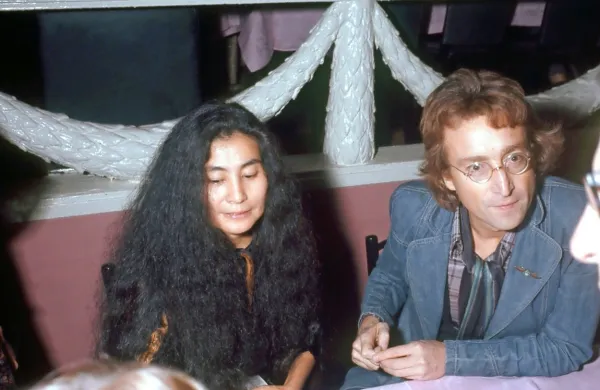 John Lennon z Yoko Ono v New Yorku leta 1980