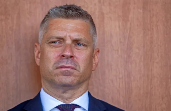 Valentin Hajdinjak je odstopil z mesta predsednika uprave Darsa. 