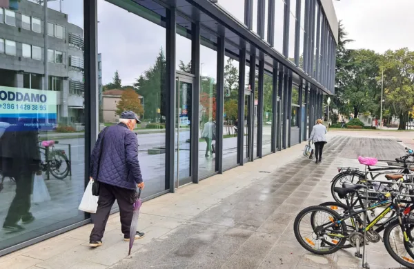 V Eda centru je še kar nekaj nezasedenih prostorov. V SDH pravijo, 
da zaznavajo povečan interes za najem.