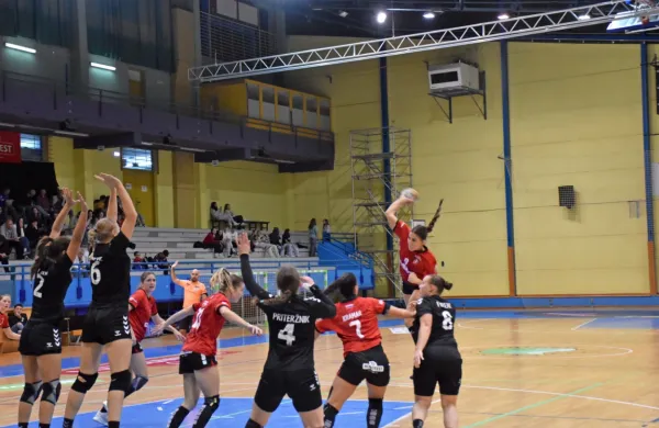 Eno glavnih ajdovskih orožij bo reprezentantka Ana Abina (v 
skoku).