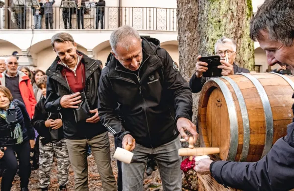Martinovanje na Krasu privabilo rekordno &scaron;tevilo obiskovalcev (FOTO)
