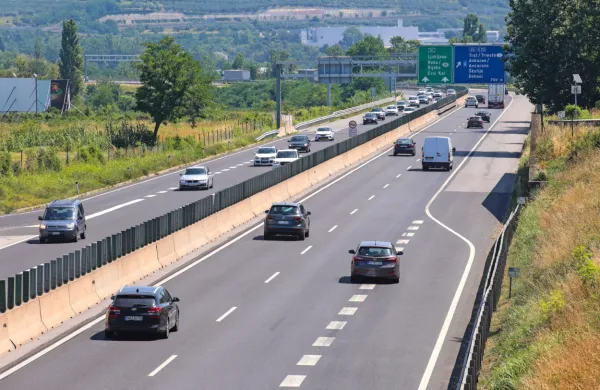 Evropski poslanci so podprli nova pravila za zmanjšanje emisij v 
cestnem prometu.