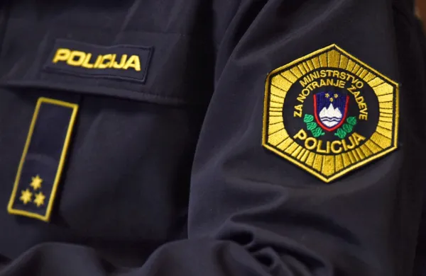 Pretepeni Izolan ima izpahnjeno ključnico in zlom obraznih kosti