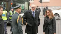 Ula Tomaduz (na fotografiji z generalnim sekretarjem urada predsednice Urošem Krekom) zaradi službenih obveznosti nima časa za 
opravljanje funkcije občinske svetnice. 