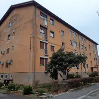 



Kosovelova 5 in 7 v Izoli, pred obnovo   ...