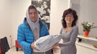 Tudi Bojan je  - kot mnogi drugi Pirančani - v salonu Ljubice Vilić  
prevzel paket, ki  so ga dostavljalci prinesli, ko ga ni bilo doma.