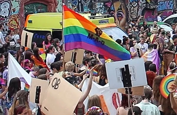 Rusija prepoveduje "mednarodno gibanje LGBT" zaradi "ekstremizma"