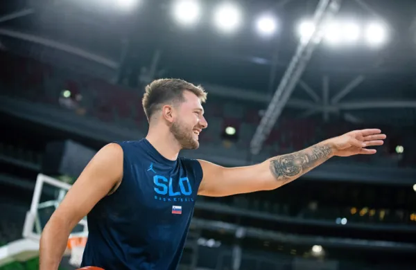 Dončićev Dallas izgubil v Milwaukeeju