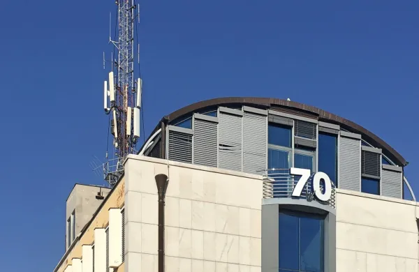Po poročanju Televizije Slovenija naj bi vlada za financiranje 
programov za narodnosti za letos zagotovila dodatnih pet milijonov evrov, prihodnje leto pa 10 milijonov evrov.