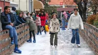 Izolani cenejše drsanje v parku Pietro Coppo omogočajo z 
družinsko in sezonsko karto. 