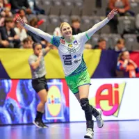 Slovenske rokometa&scaron;ice po zmagi nad Angolkami v drugem delu SP, v napadu blestela Ana Abina iz Mlinotesta (FOTO)