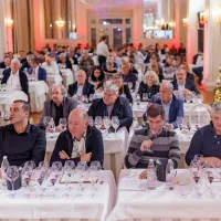 (FOTO) 24. licitacija barik sodčkov Vinakoper: Darovali kar 57.375 evrov