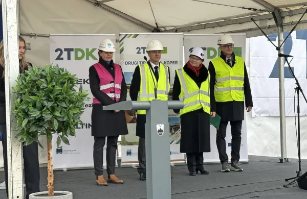 Danes so v Gabrovici slavnostno otvorili viadukt.