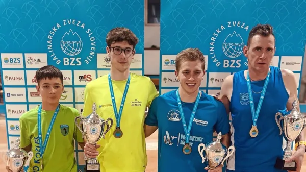 Prvaki na dnevu slovenskega balinanja 2023 (z leve) Žiga Moličnik 
(Kozlek Kuteževo), Urban Hiti (Cerkniško jezero), Jaka Štremfel 
(Marjetica Koper) in Martin Zdauc (Skala Sežana).