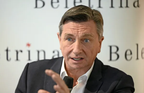 Borut Pahor se je na družbenih omrežjih že zahvalil tržaški 
univerzi.