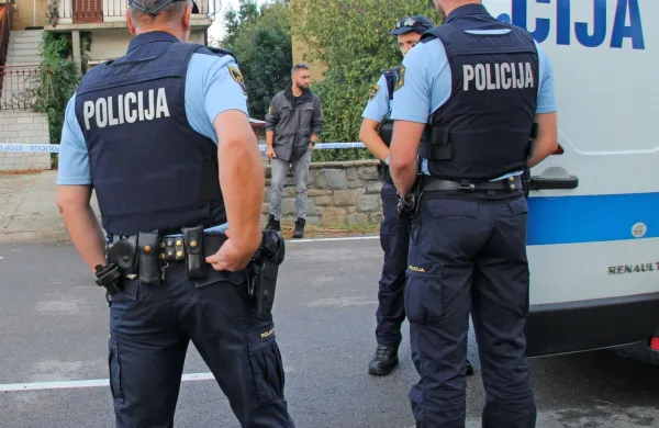 Kriminaliste in policiste  so  zbrani  dokazi  pripeljali do 38-letnika  iz 
Ljubljane, ki so  ga  osumili  umora.