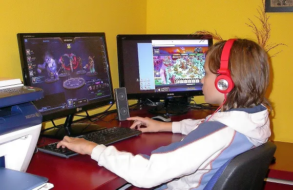 Svetovna zdravstvena organizacija     je zasvojenost z videoigrami   
prepoznala kot bolezen   leta 2019.