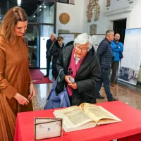 Predstavili faksimile rokopisa koprskega statuta iz leta 1423 (FOTO)