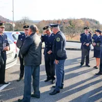 Srečanje policistov ob mejnem prehodu, ki naj ga ne bi bilo več (FOTO, VIDEO)