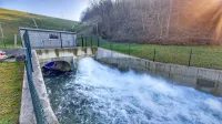 V  zadrževalniku je toliko vode, kot je ni bilo že leta, kar je dober 
obet z kmete. V prihodnjih letih pa bo treba posodobiti še 
namakalni razvod. 
