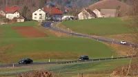 Ko polja, gozdovi, sadovnjaki ...  počivajo in celo ob cestah ne raste prevel, je čas za premislek oziroma za upor strupenemu 
glifosatu in hrani, proizvedeni z novimi genomskimi tehnologijami.