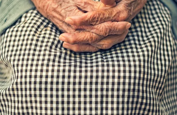 V enem od domov za starej&scaron;e znova primer nasilja nad starej&scaron;imi