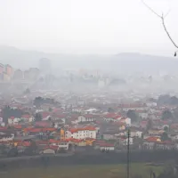 Škodljivim emisijam  iz kurišč smo pozimi najbolj izpostavljeni v 
neprevetrenih kotlinah in dolinah.