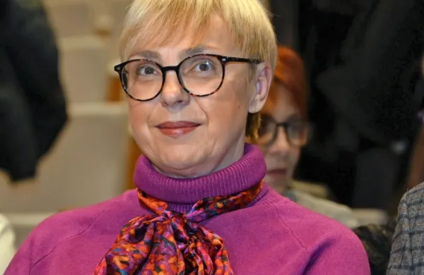 Predsednica je podprvakinja v bowlingu med me&scaron;animi ekipami