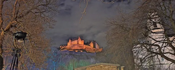 Edinburški grad leži na neaktivnem vulkanu.