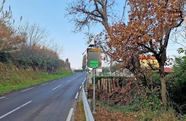 Na &Scaron;aredu in v Morganih nova prikazovalnika hitrosti