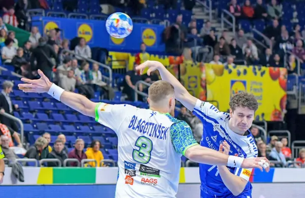 Obrambni steber Blaž Blagotinšek se bo danes  soočil s po stasu  
drugačnimi tekmeci kot v četrtek. 