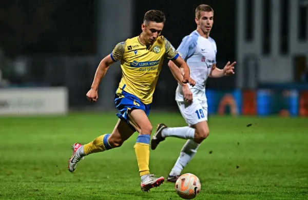 Luka Vešner Tičić si je prislužil povabilo v člansko nogometno 
vrsto.