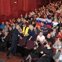 Tribuna SDS v Kopru brez protestnikov in zapletov (FOTO)