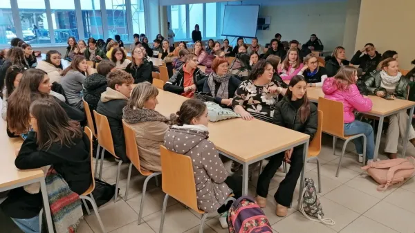 Mladi so se pomerili v znanju sloven&scaron;čine