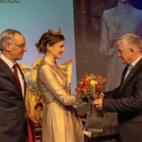 Vinska kraljica Slovenije je letos Primorka Sanja Ferjančič