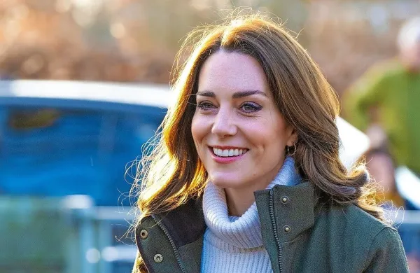 Britanska princesa po operaciji, ki jo je prestala nedavno, dobro 
okreva.