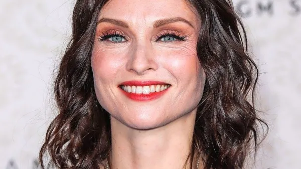 

Sophie Ellis-Bextor je lansko leto sodelovala pri promociji tekmovanja za pesem Evrovizije.