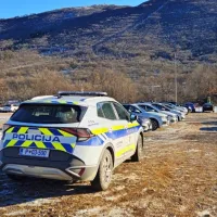 Policisti skrbeli za varnost premoženja pohodnikov