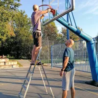 Enega od legendarnih košev naj bi  kot spomenik postavili ob obnovljenem igrišču, v KK Plama-pur pa vztrajajo, da bi morali  preveriti, 
ali je mogoče koša restavrirati in ohraniti v uporabi. 