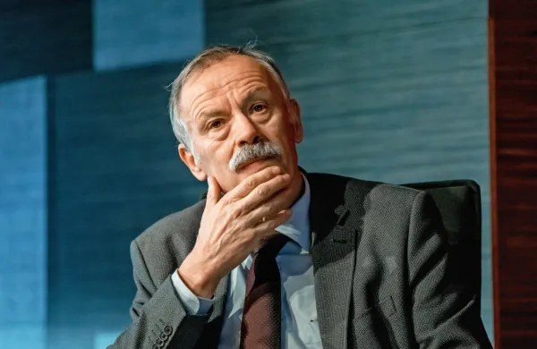 V drugi polovici vladnega mandata bo apetit za reforme verjetno usahnil, pričakuje Mojmir Mrak. 