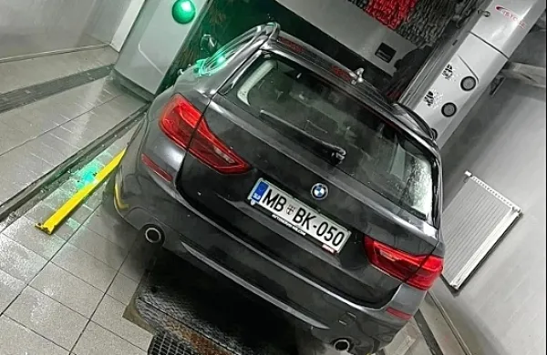 Po prepričanju štajerskega podjetnika je njegov BMW že v Srbiji, 
policija o “izposoji” avtov še ne daje nobenih informacij.